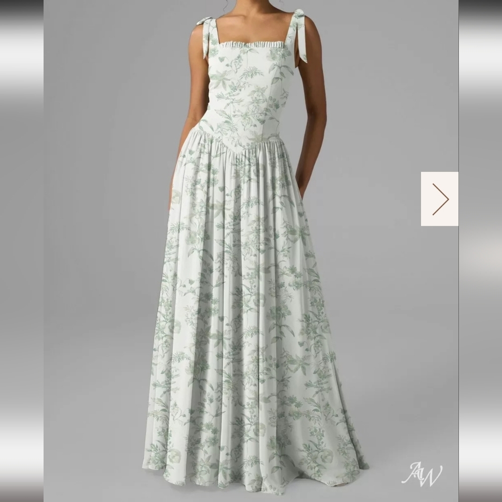 AW Kristen Dress, Green Floral, size M-L, Prom, Wedding, Formal, Bridesmaid.